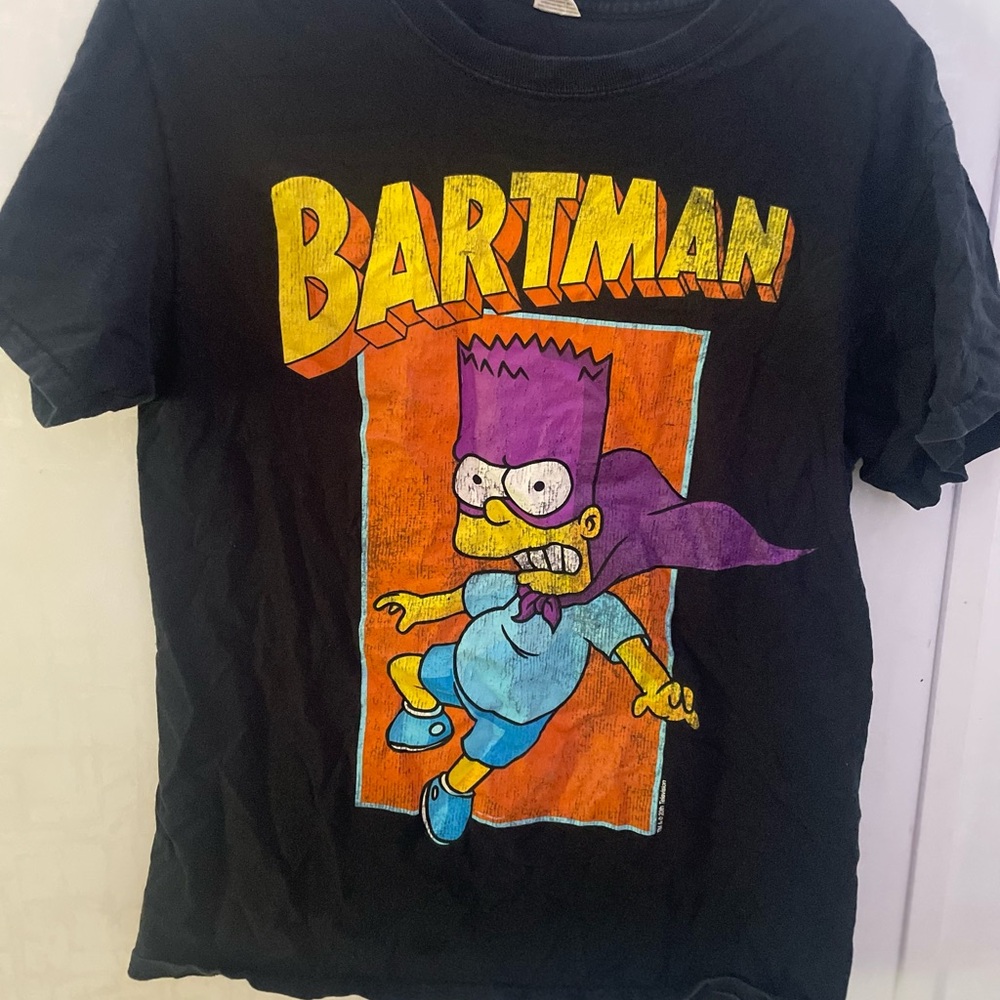 Graphic tee